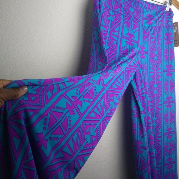 Jon & Anna Large Blueberry Palazzo Geometric Urban Cinched Ankle Pants - Picture 5 of 13